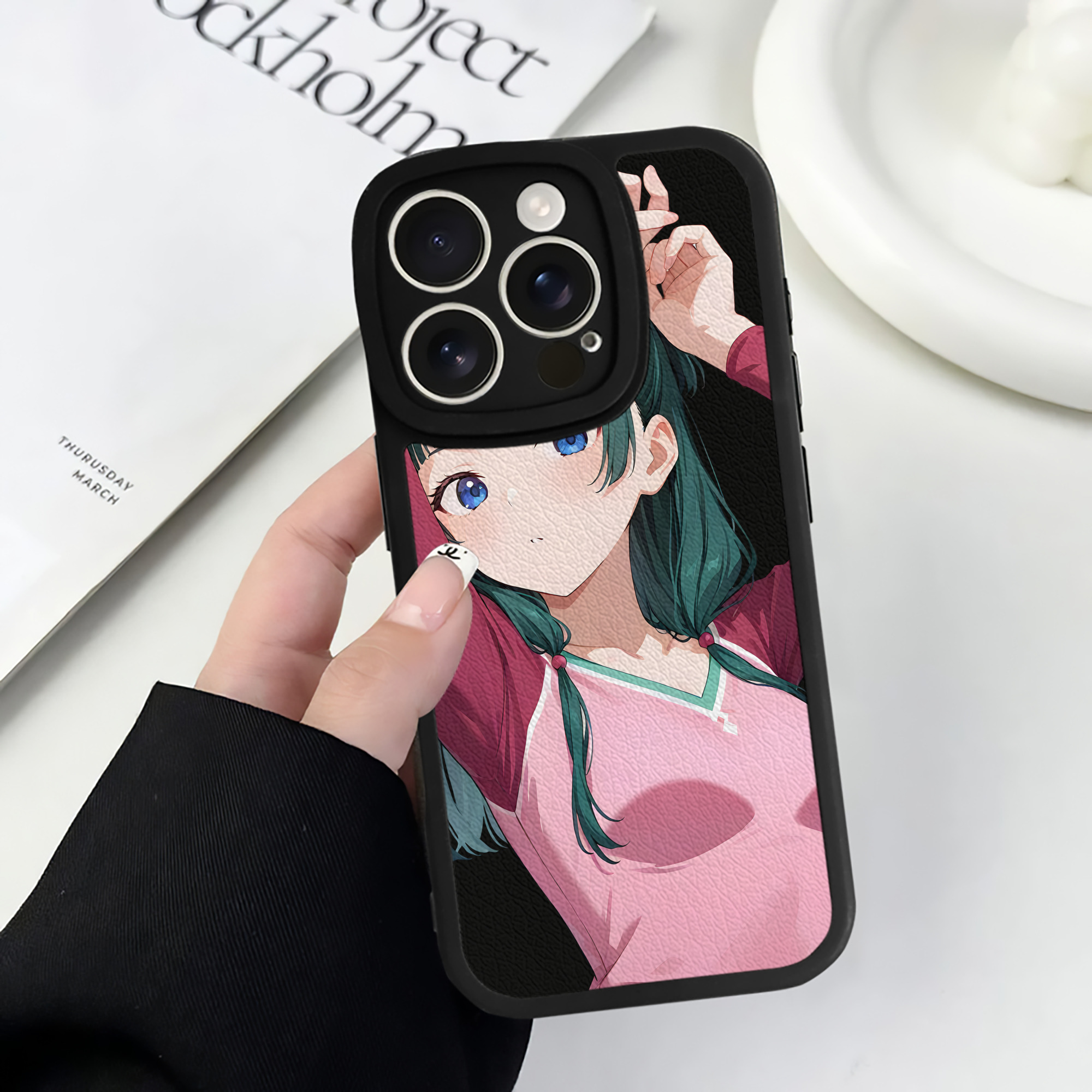 （画像用） 薬屋のひとりごと The Apothecary Diaries 【iPhone 16シリーズ対応】シリコンスマホケース（レザー調） 材質：シリコン
